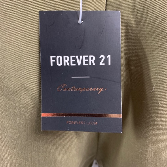 * NEW * Olive Jumpsuit - Short Open Back Size S - Picture 14 of 15